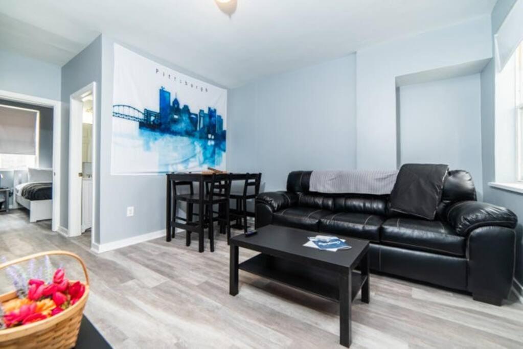 1St Floor - Free Parking - Washer & Dryer - Agh Pittsburgh Esterno foto